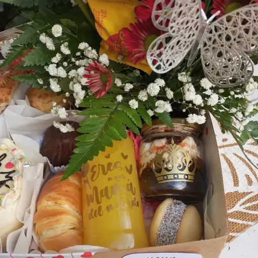 Desayuno Sorpresa Con Flores Bogota Cumpleaños